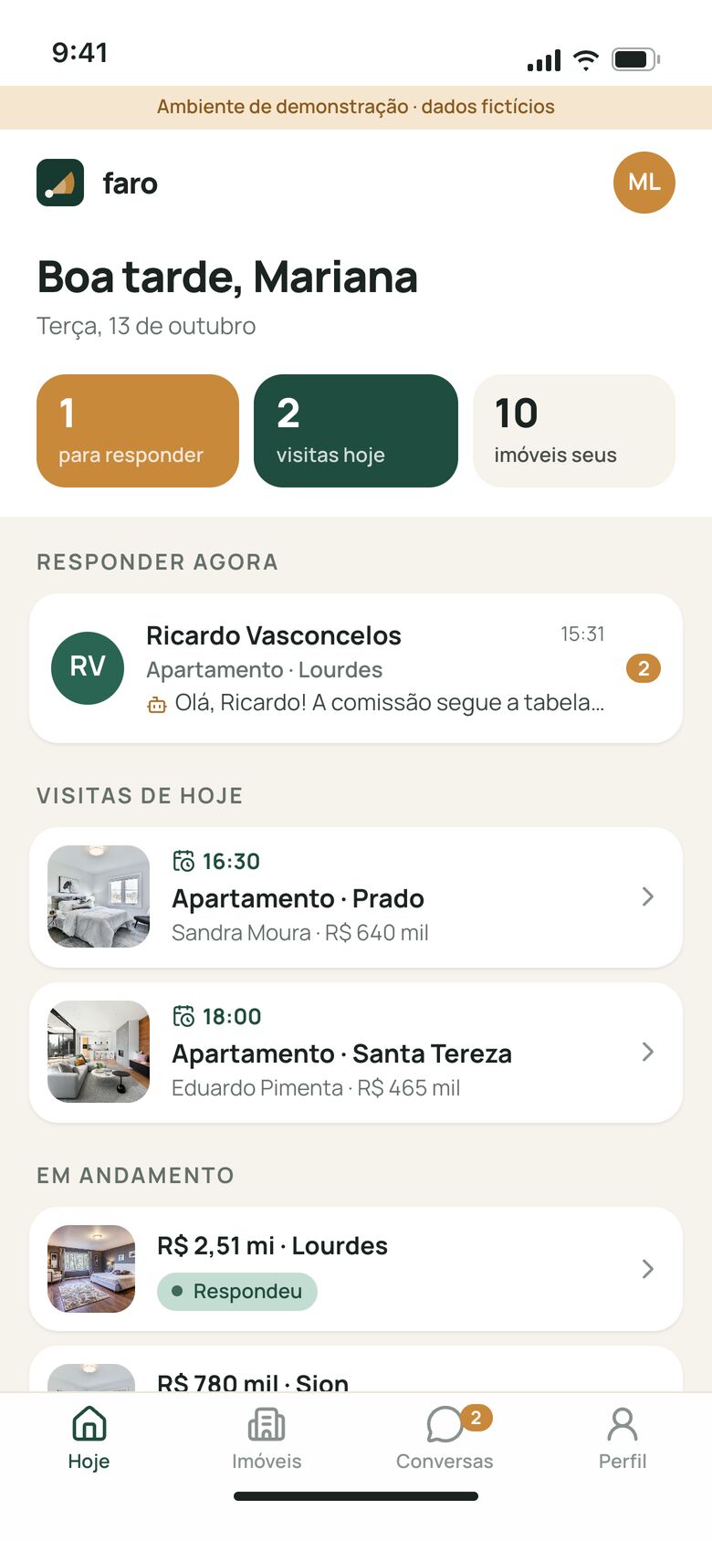 Celular do corretor com proprietários para responder e visitas do dia